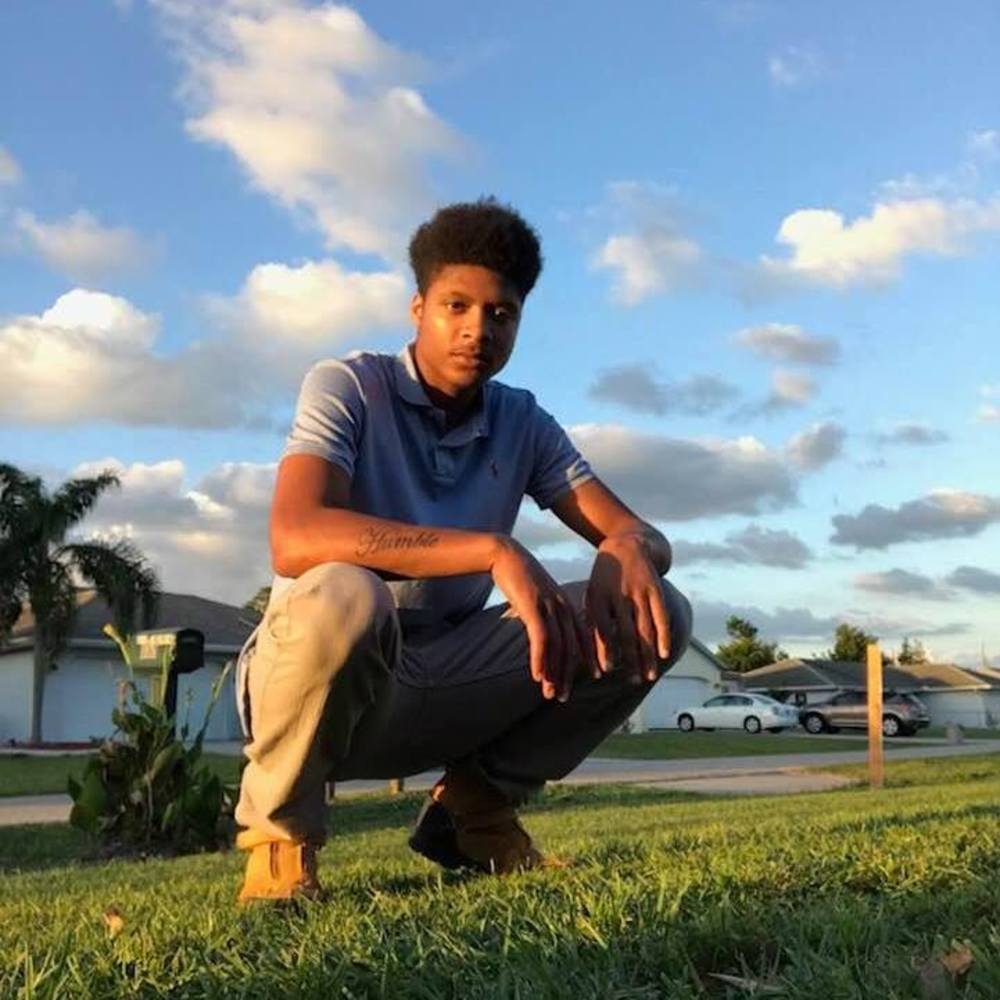Meet your Posher, Devante